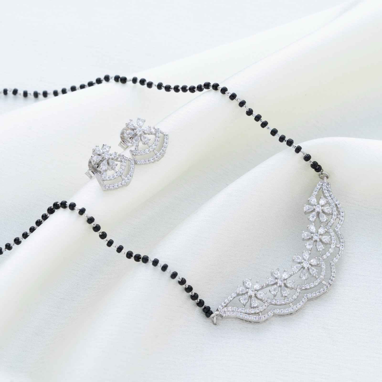 925 Sterling Silver Floral Lace Mangalsutra with Matching Earrings