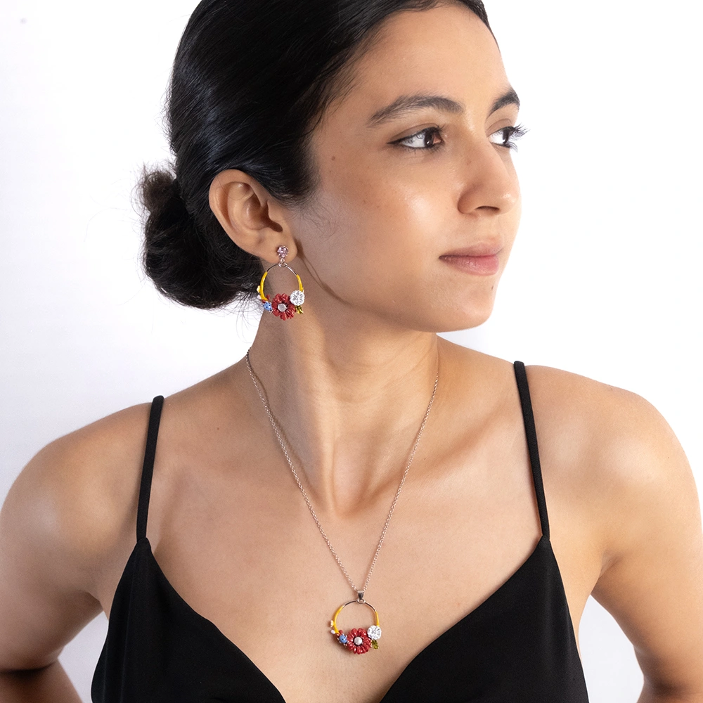 Blooming Garden Set – 925 Silver Enamel Floral Chain Pendent & Earrings