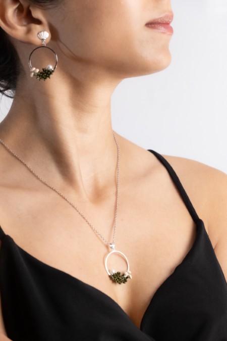 Elara Bloom Set – 925 Silver Necklace & Earrings