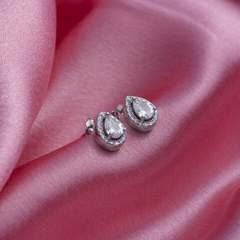 Reegalia Silver Mangalsutra Set with Solitaire Pendant.