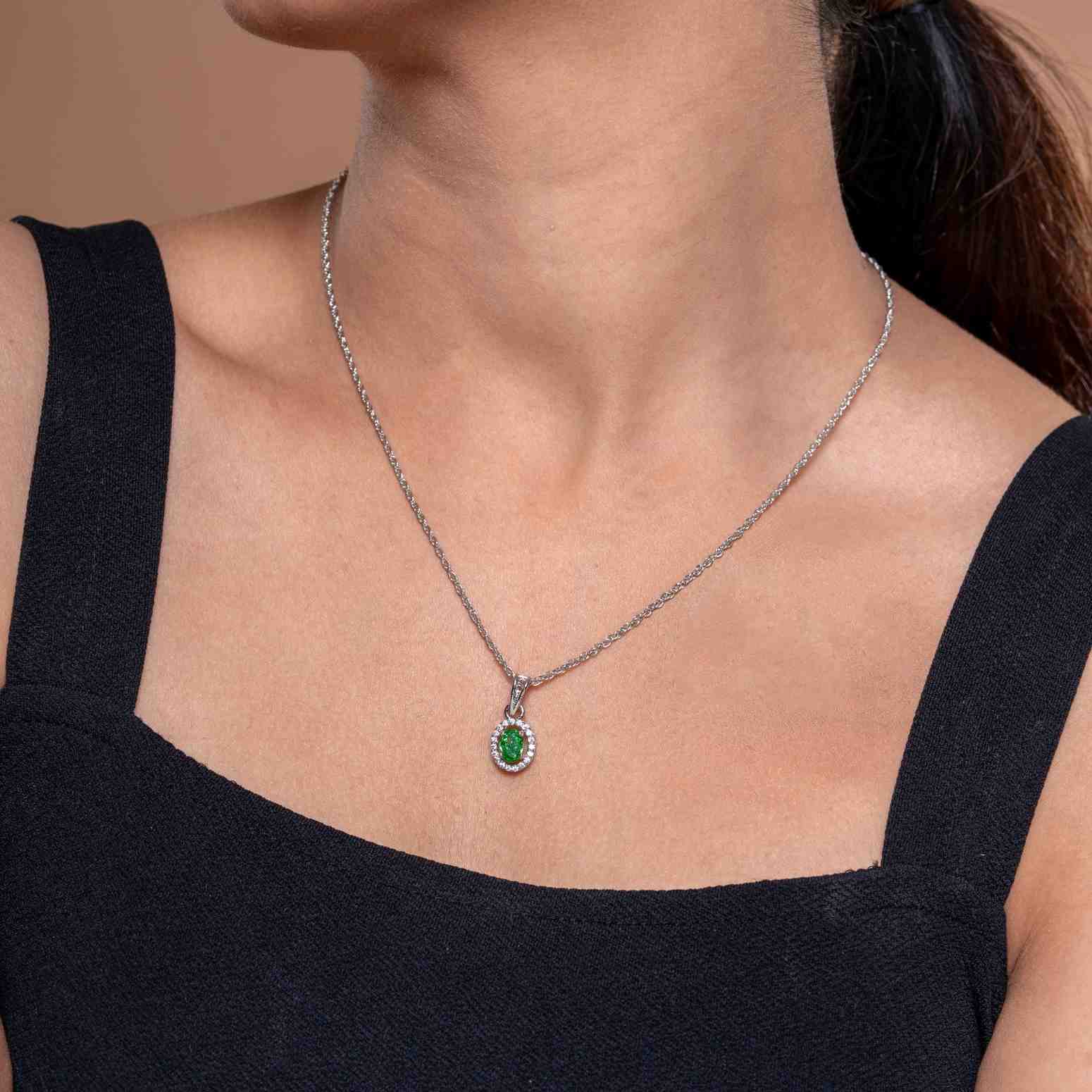 925 Sterling Silver Green Emerald Oval Pendant Set with Earrings