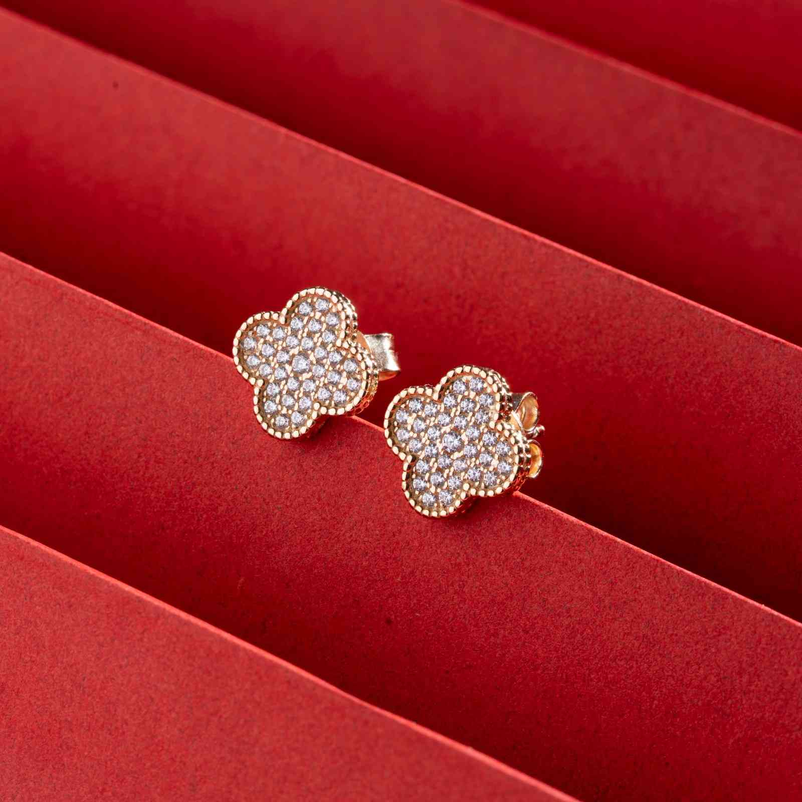 925 Sterling Silver Gold-Plated Clover Stud Earrings