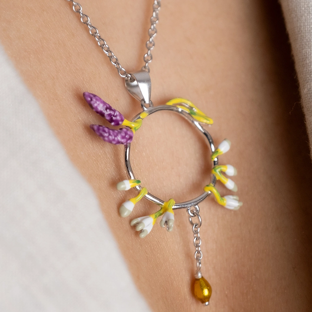 Reegalia Spring Flight Set – 925 Silver Butterfly & Blossom Necklace and Earrings