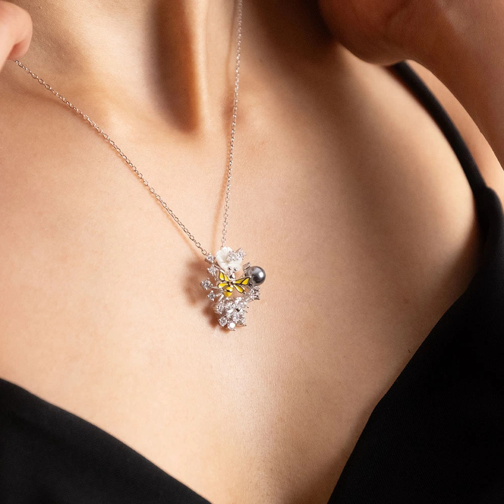 Floral Radiance Chain Pendant Set – 925 Silver