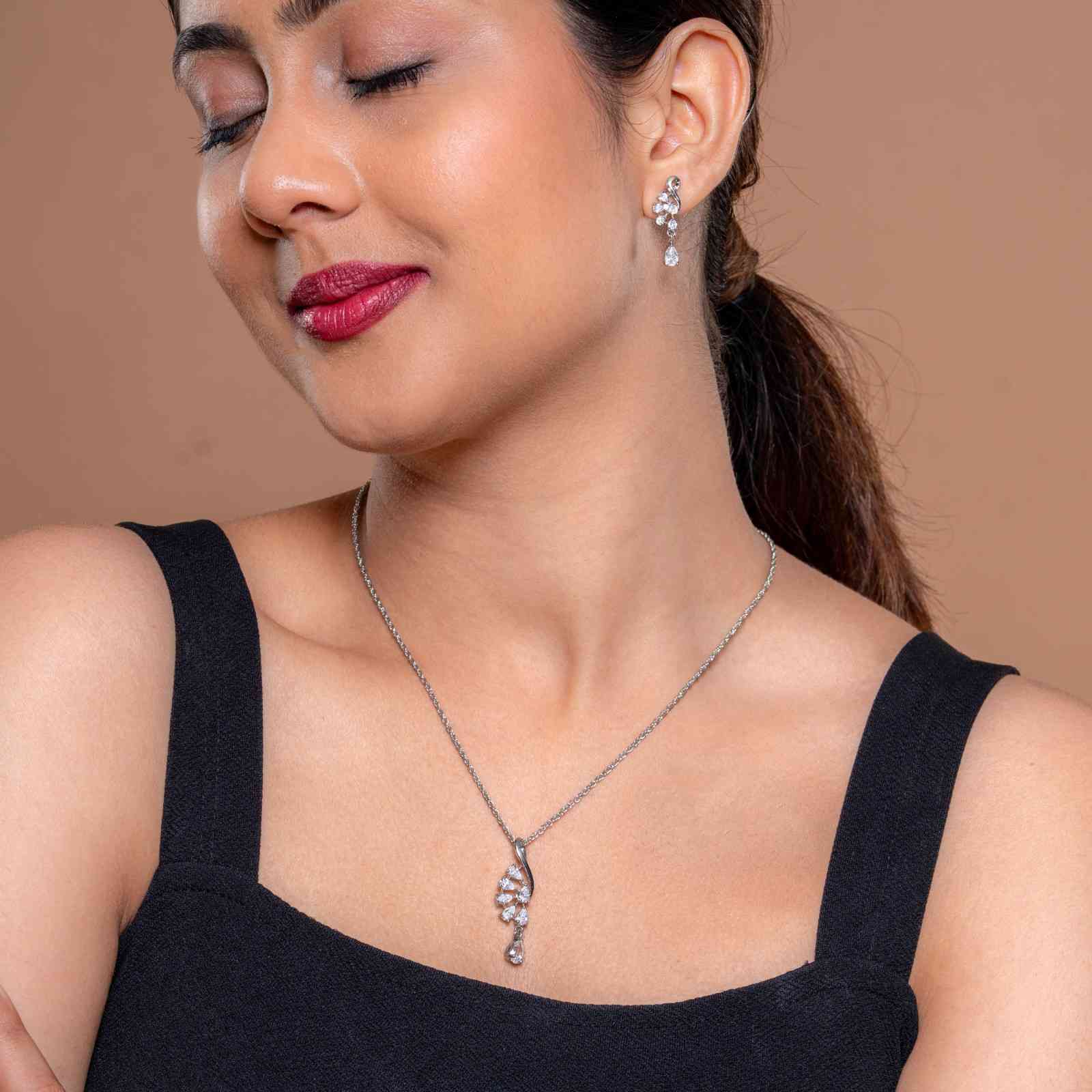 925 Sterling Silver Leaf Drop Pendant Set with Earrings