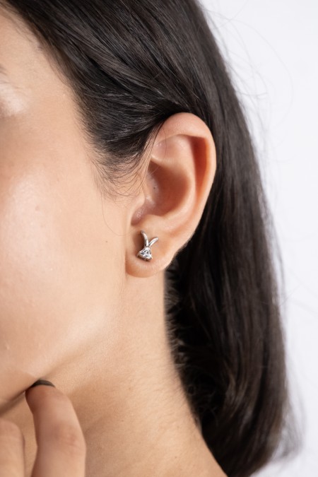 Reegalia Sterling Silver Solitaire Leaf Stud Earrings