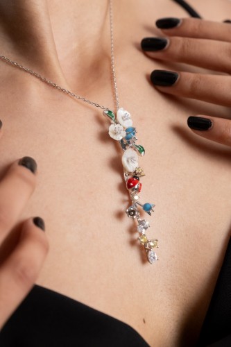 Blossom Symphony Set – 925 Silver Floral Pendant & Earrings