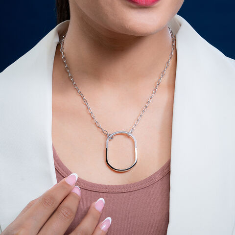Reegalia Urban Link Oval Pendant Chain in 925 Silver.