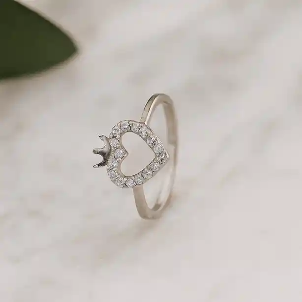 Reegalia Sparkling Heart Ring – 925 Sterling Silver